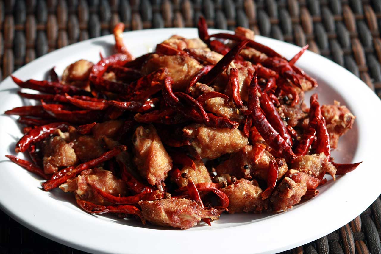 Deep-Fried-Chicken-Wings-with-Dried-Chilli